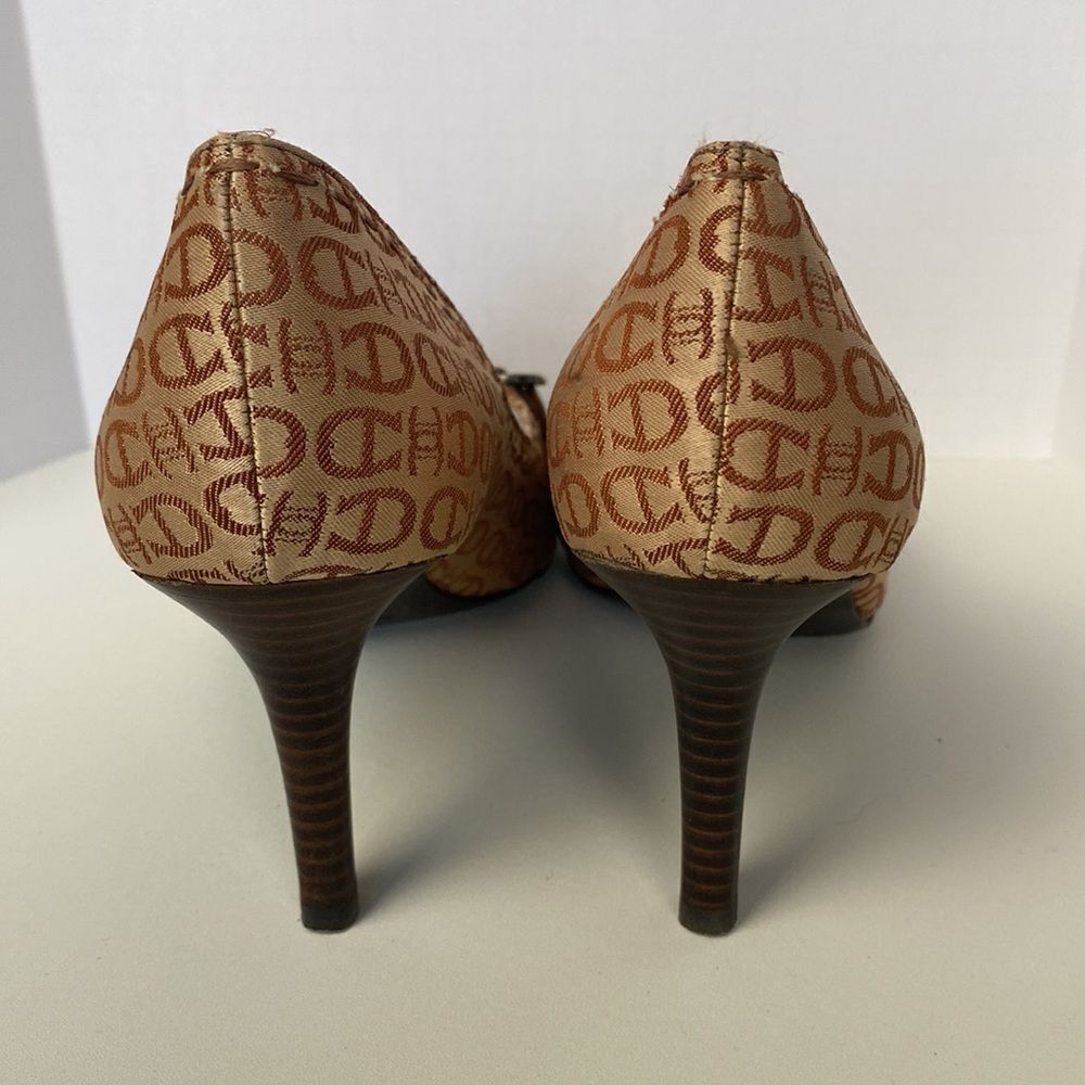 Etienne Aigner Logo Peep Toe Heels - Picture 5 of 7